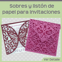 Sobres y listón de papel para invitaciones